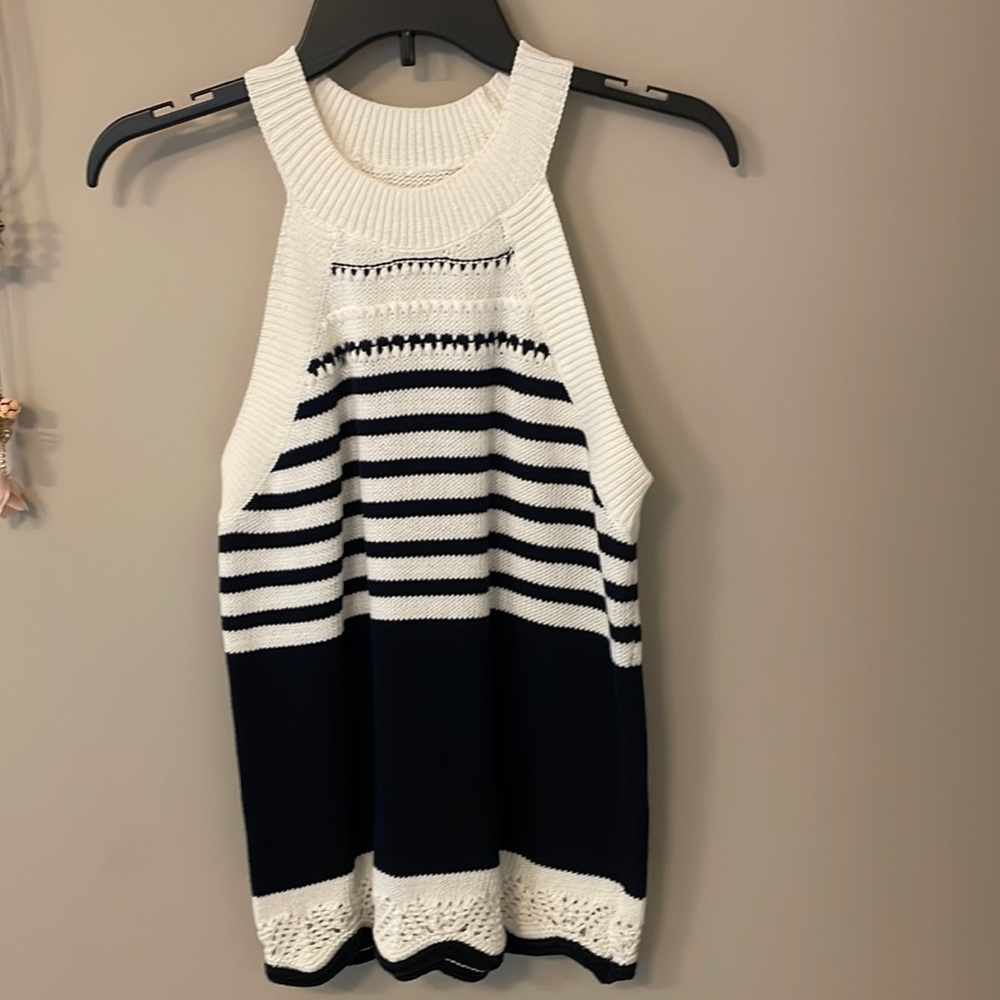Loft knitted top